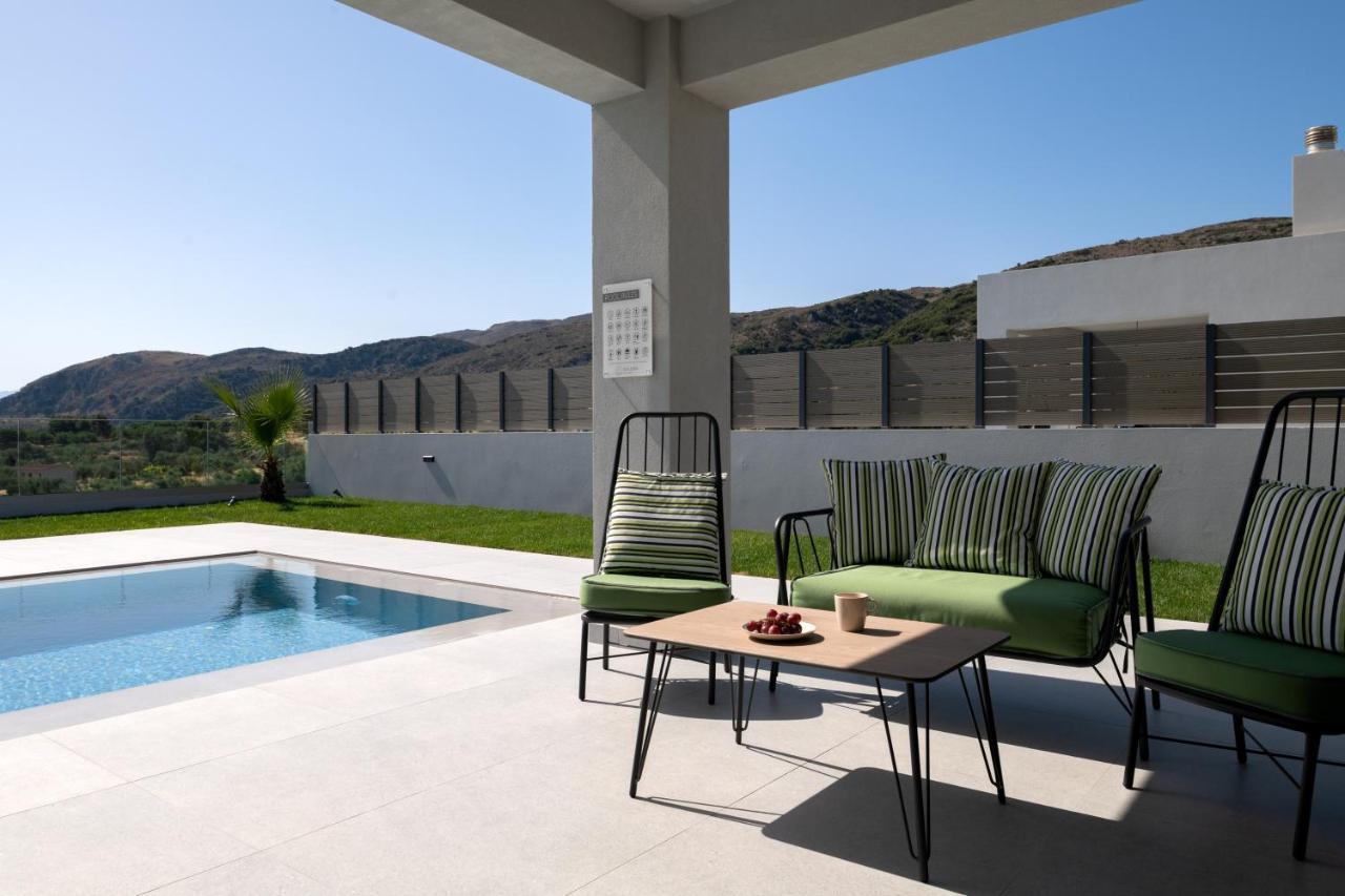Eolides Villas , Quite Idyll Of Rural Bliss,By Thinkvilla Lambiní 외부 사진
