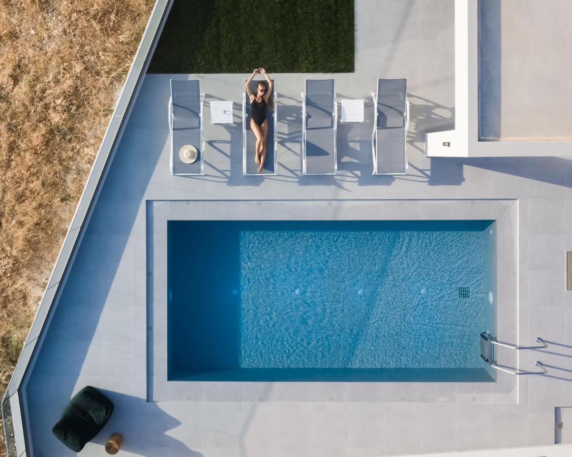 Eolides Villas , Quite Idyll Of Rural Bliss,By Thinkvilla Lambiní 외부 사진